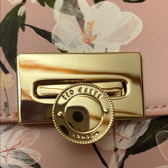 Ted Baker Pink and White Floral Mini Bag - Picture 4 of 5